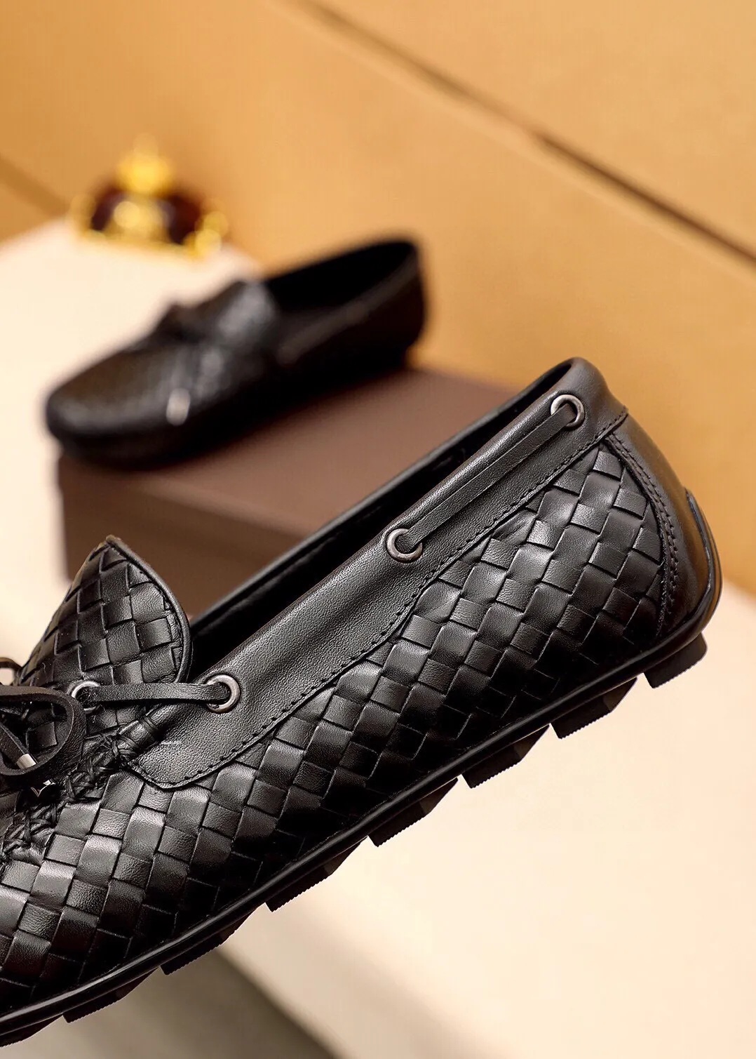 Men's shoes 💰: 500 💐BV men's slip-on shoes® [BOTTEGA VENETA] official website counter new model, one-to-one mold opening ⚠Italian calfskin ➕Hand-woven ➕Cow leather lining. Driving slip-ons, available at counters, sizes 38～44 (45🉑️customized)